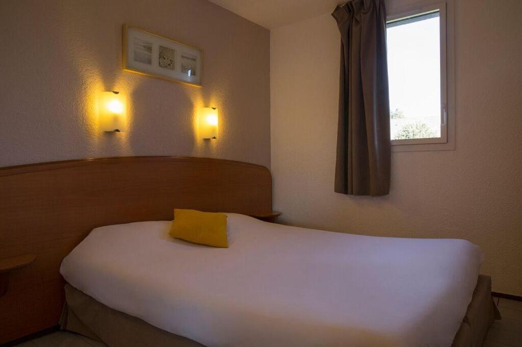 The Originals City, Hotel Novella Confort, Nantes Est 꺄르끄푸 외부 사진