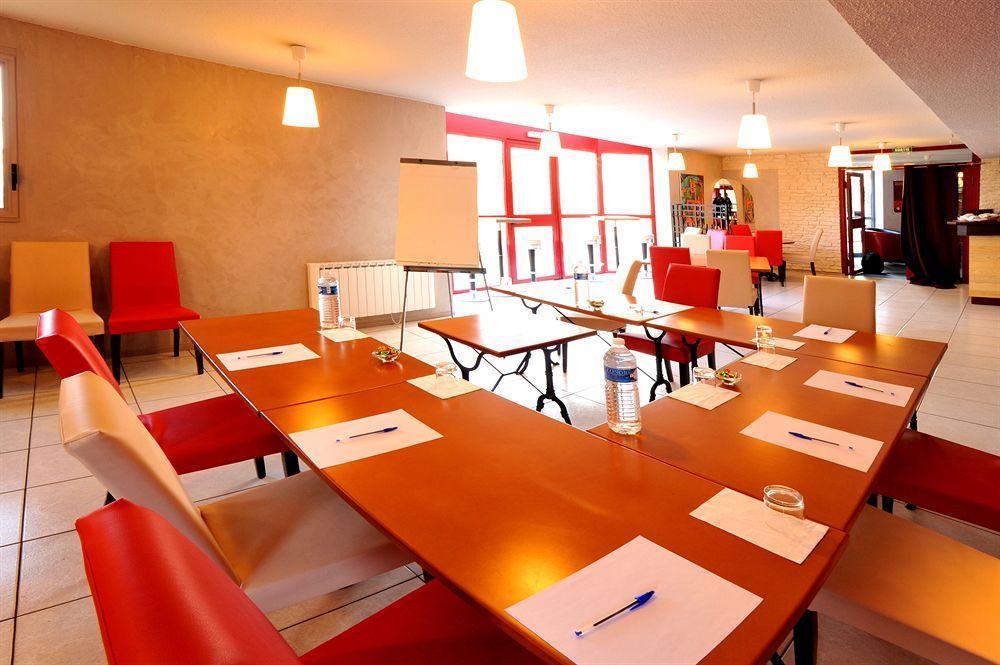 The Originals City, Hotel Novella Confort, Nantes Est 꺄르끄푸 외부 사진