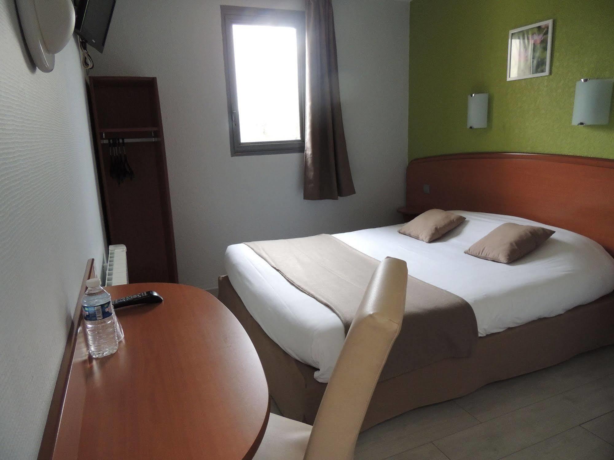 The Originals City, Hotel Novella Confort, Nantes Est 꺄르끄푸 외부 사진